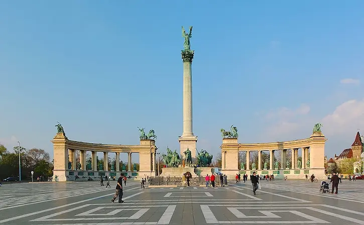 Heldenplatz